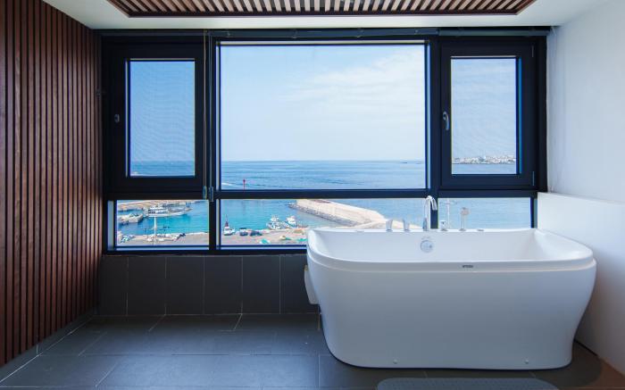 Jeju Frame Spa Vill