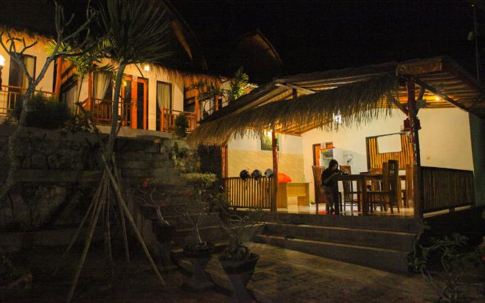 Dayuh House