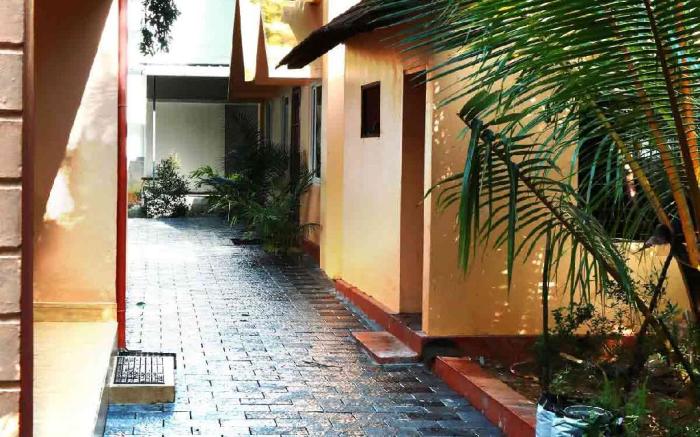BACK PACKERS COCHIN VILLA
