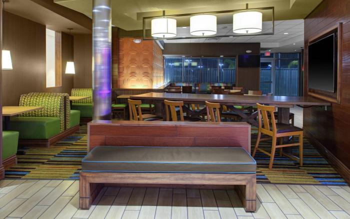 Fairfield Inn & Suites Bakersfield North/Airport