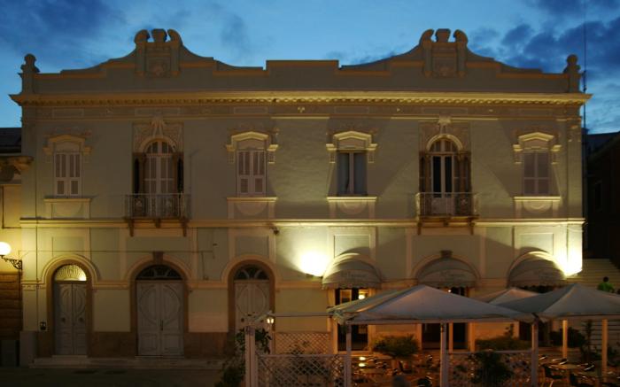 HOTEL HIERACON