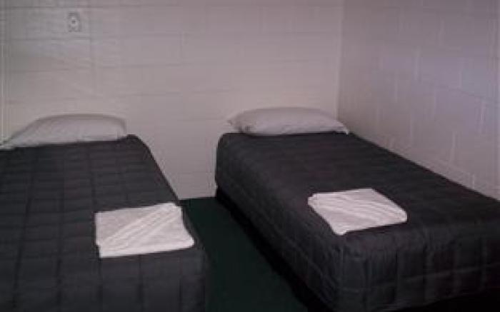 Broadway Motor Inn