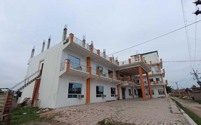 Hotel O Home HR Homes