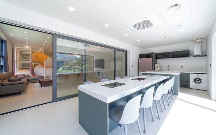 Gapyeong Tinkerbell Kids Pool Villa(가평 팅커벨 키즈 풀빌라 )