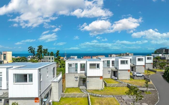 Family Garden Village Pension