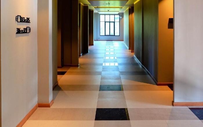 The Glory Gold Hotel