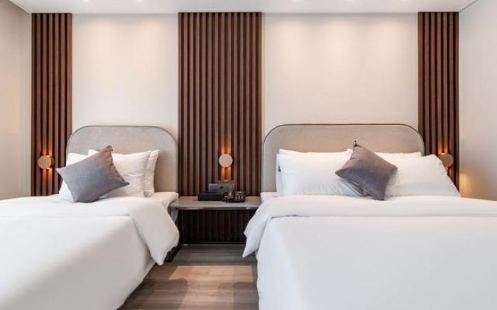 Hound Hotel Gijang Osiria
