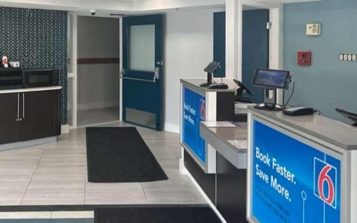 Studio 6  Suites East Syracuse, NY - Airport