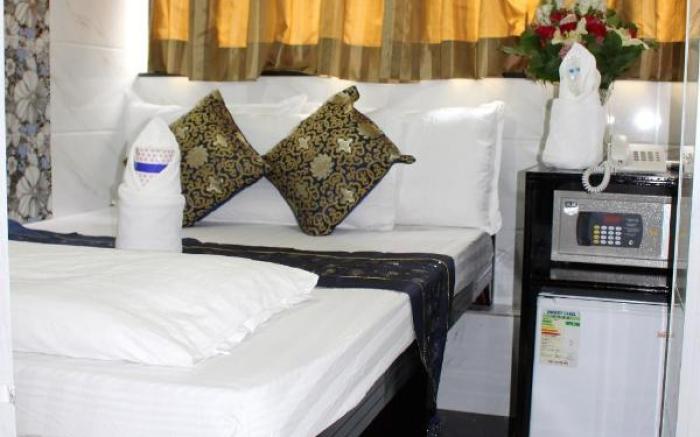 Leisure Hostel