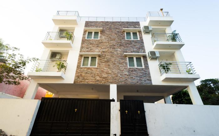 Royal Beach Service Apartment