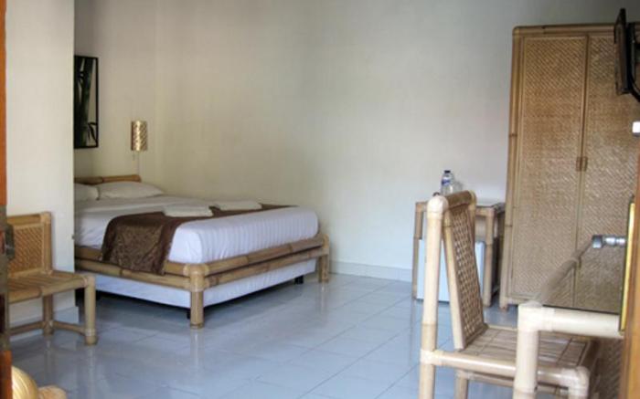 Keyani Bungalows
