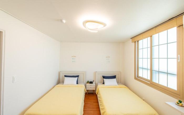 Dolcorom Seongsan2 [Dolkorom Seongsan Branch 2 - Room 205]