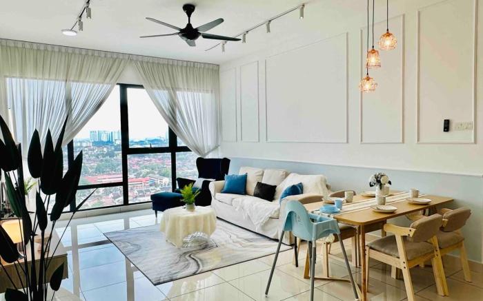 Mosaic Oasis: 3+1BR Comfort for 8-16pax
