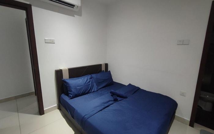 KSL Luxe 4 Bedroom Retreat: 8 Queens 8-16pax Lv20
