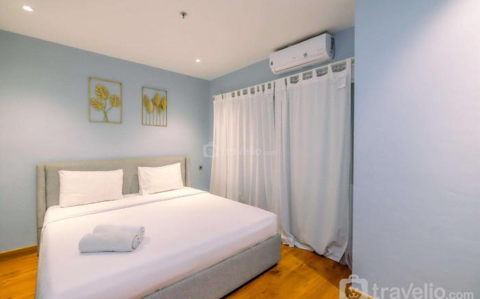 ModernLook 2BR Sentul Tower Apartment By Travelio