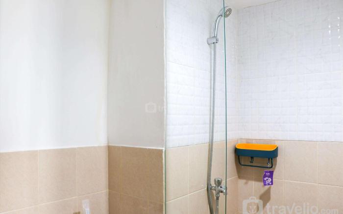 Good 2BR Podomoro Golf View Apartment By Travelio