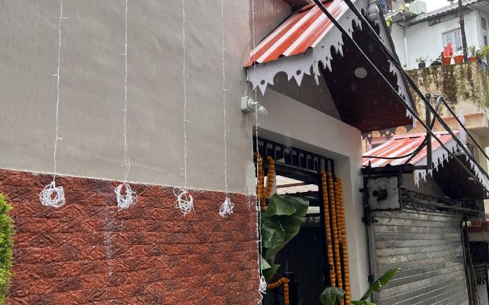 Hotel Raj Ville