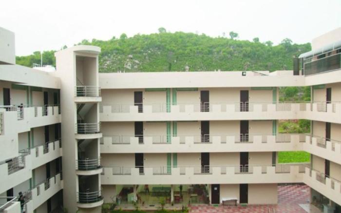 Sterling Yelagiri