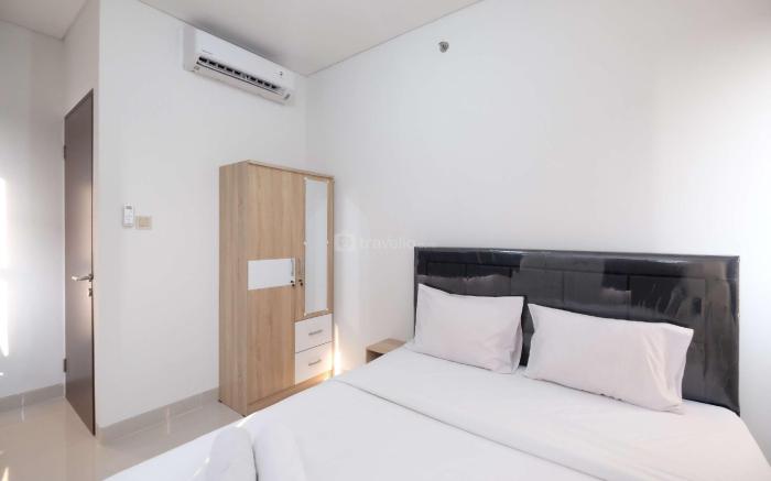 NewHomey 2BR at Transpark Cibubur Apt By Travelio