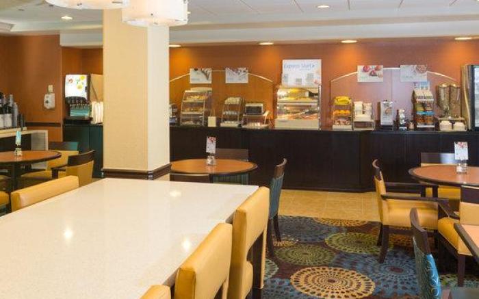 Holiday Inn Express Hotel & Suites Jacksonville Airport By IHG