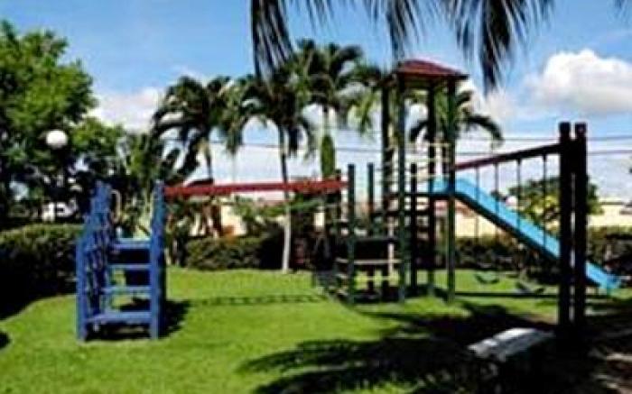Vista Horizon Condo