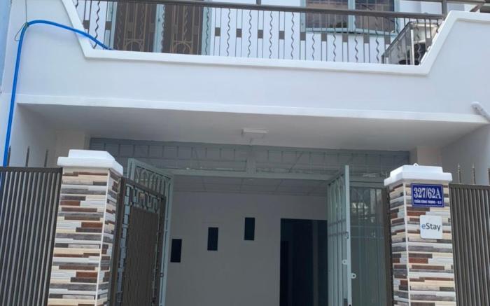 eStay Hostel - Tran Binh Trong