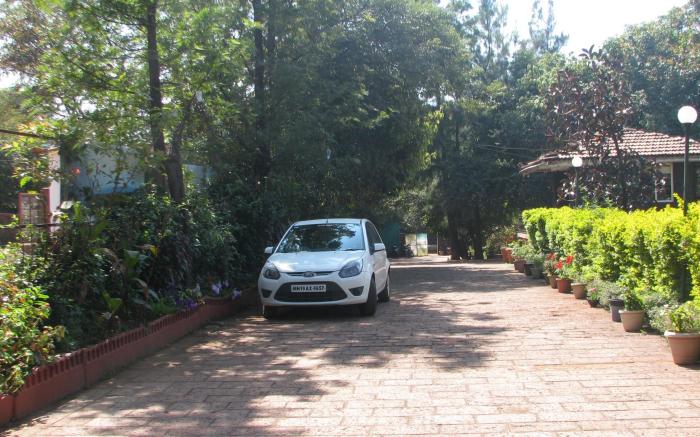 Gourish Resort