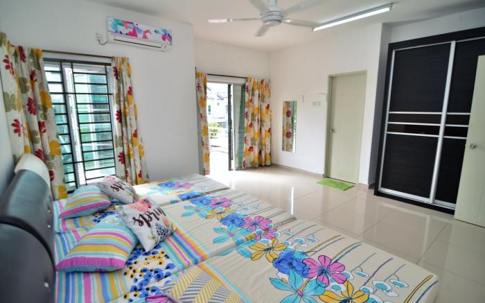 ImpianaCasa Kluang Guesthouse (Muslim Friendly)