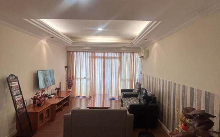 Riverbank suites  405