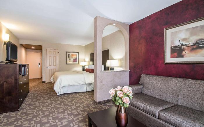 Clarion Inn Elmhurst - Oak Brook near I-88, I-290, I-294