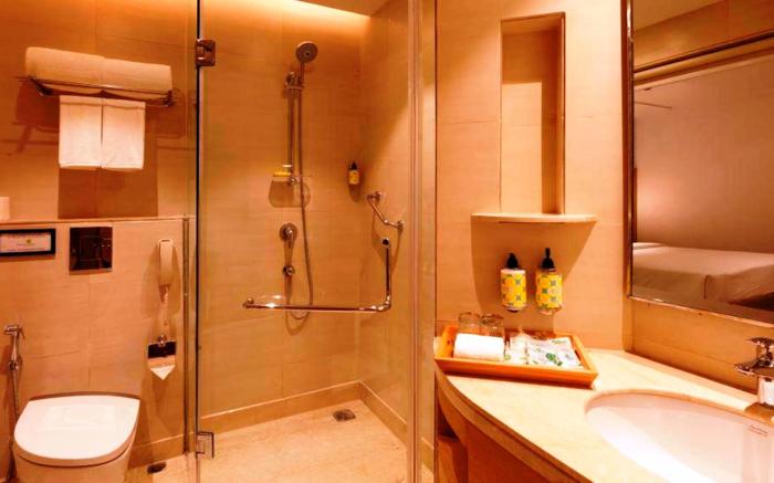 Lemon Tree Hotel Lucknow