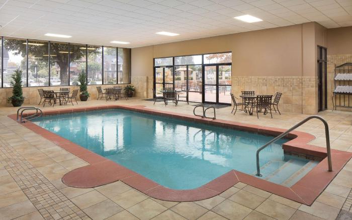 University Plaza Hotel