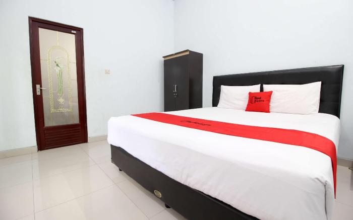 RedDoorz Plus @ Timoho