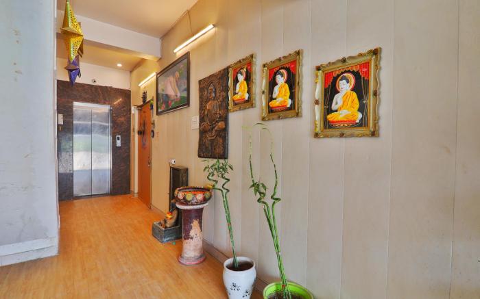 Divine Glory Hotel