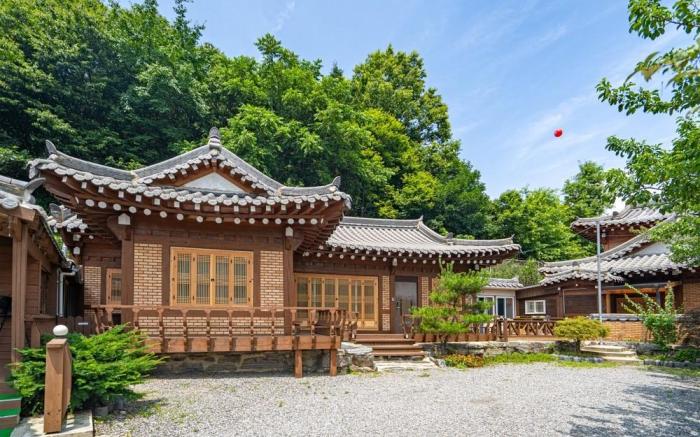 Yongin Yejik Hanok Pension