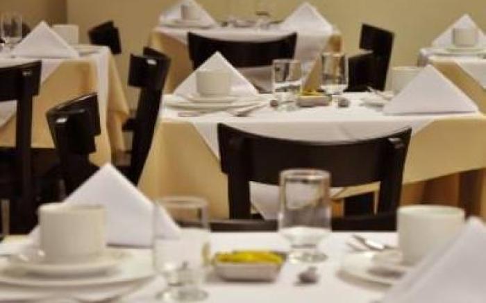 Hotel Saron