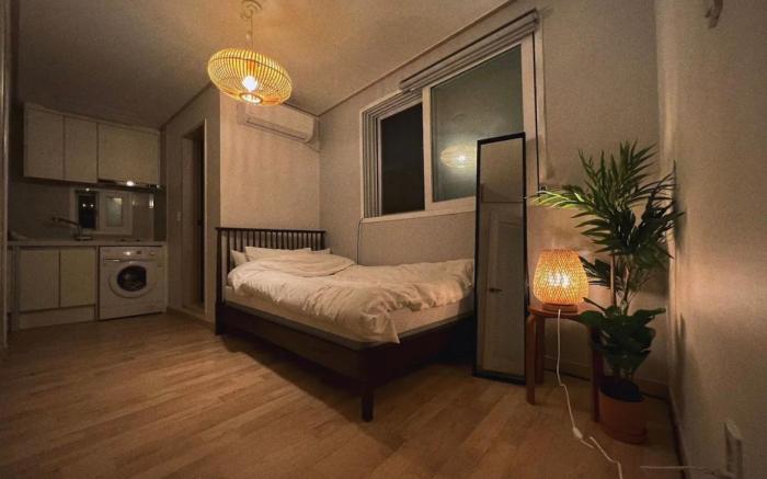 Jnineguesthouse