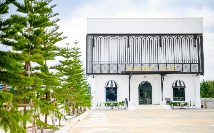 Marble Arch De Loei Hotel