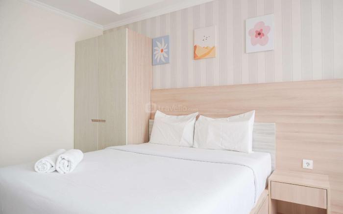 Warm & Best Studio at Menteng Park Apt By Travelio