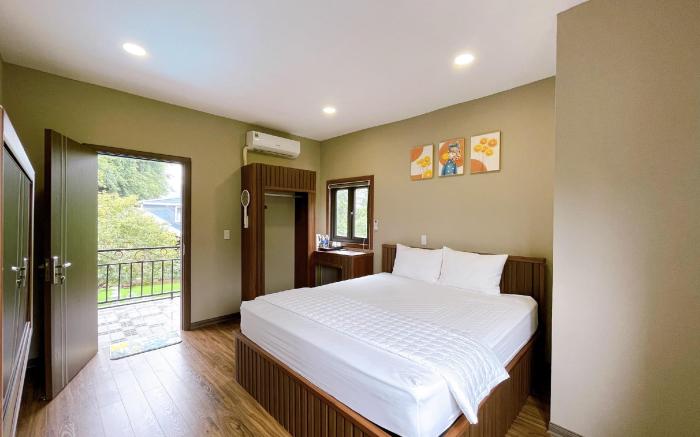 Deluxe Room with Mountain View