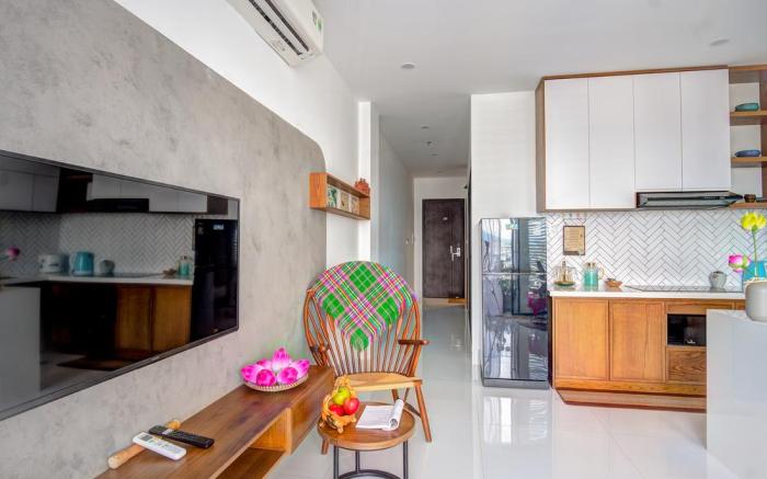 MTR Apartment & Hotel