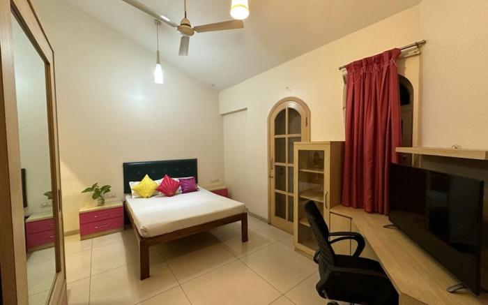White Villa King Room with Jacuzzi