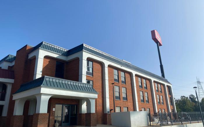 HomeTowne Studios Prattville