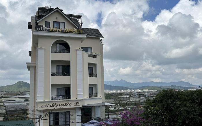 Capital O 1208 Phong Van Villa