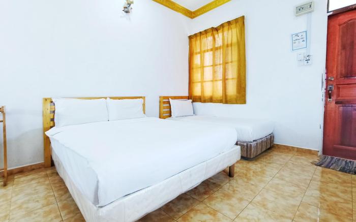 Chalet Yunie Marang by RVH