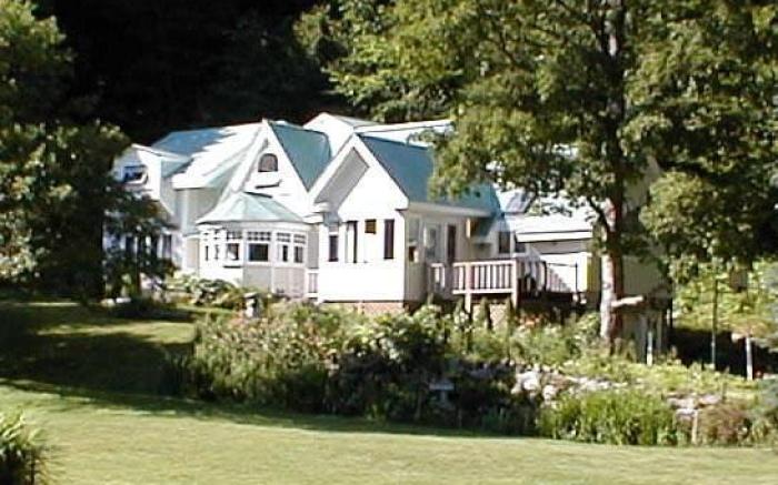 Mountain Valley Retreat