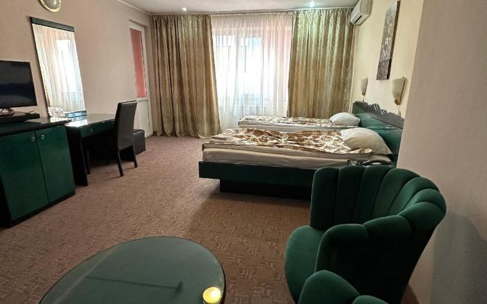 Dalin Hotel