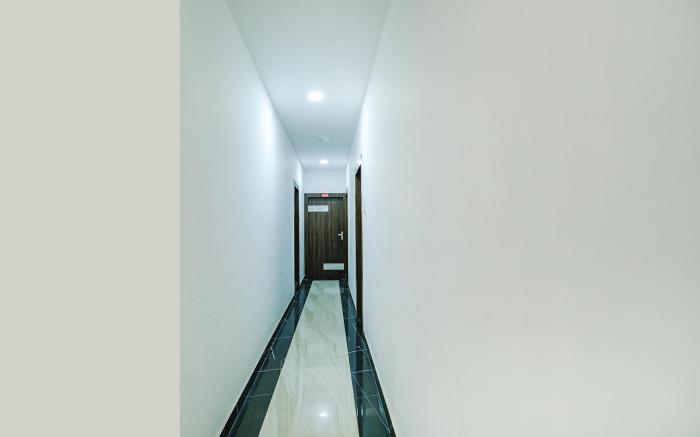 FabHotel Apple Tree - Nr. Midland Hospital