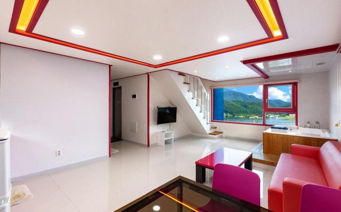Nami Island The Hue Spa Pension
