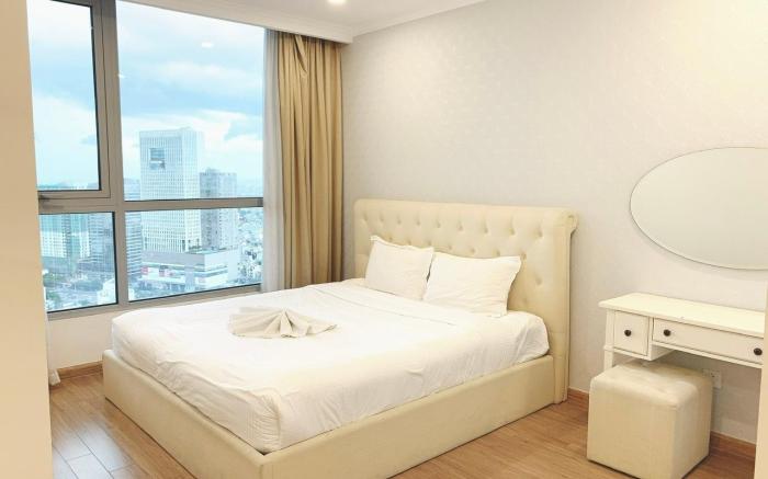 LUXuRY LIViNG VinHome-Landmark81-2Br-RiverView